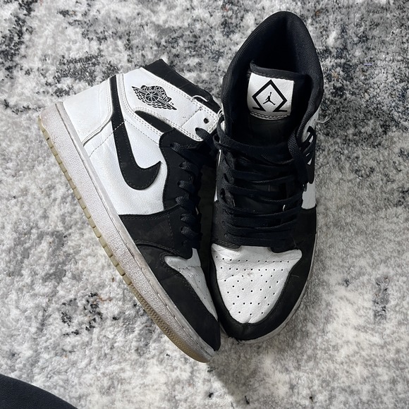 Jordan Other - Size 9.5M - Jordan 1 Mid SE Diamond No Box